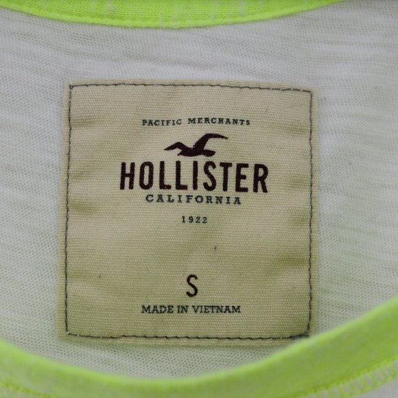 Hollister Green and White Scoop Neck Pocket Tee - Picture 3 of 3